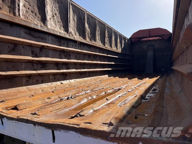  Hamelex Savivartės priekabos