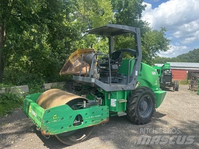 Hamm 3205 Vieno būgno volai