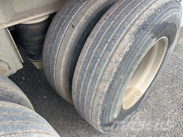 Hercules  Savivartės priekabos