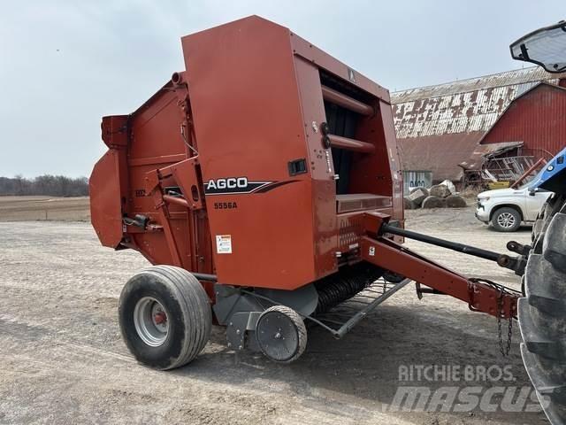 Hesston 5556A Ritinių presai