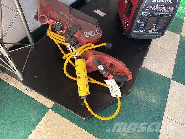 Hilti DCH300 Kiti naudoti statybos komponentai