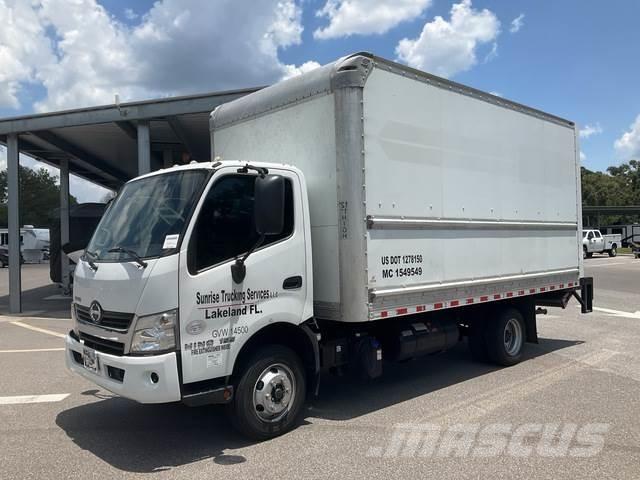 Hino 155 Sunkvežimiai su dengtu kėbulu