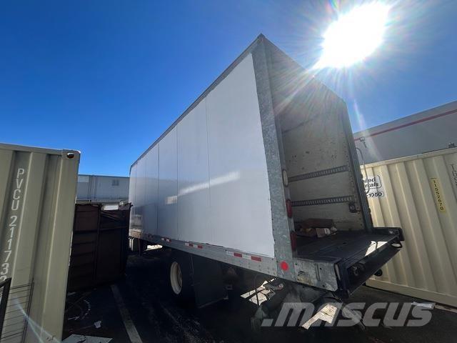 Hino 238 Sunkvežimiai su dengtu kėbulu