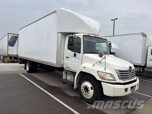 Hino 258 Sunkvežimiai su dengtu kėbulu