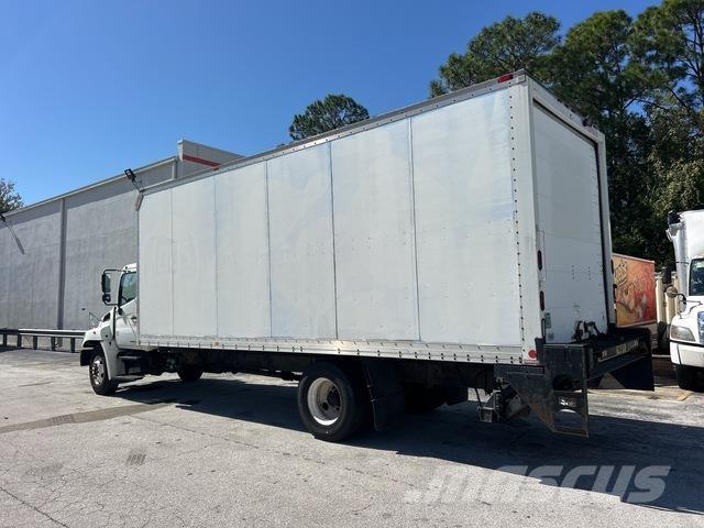 Hino 258 Sunkvežimiai su dengtu kėbulu