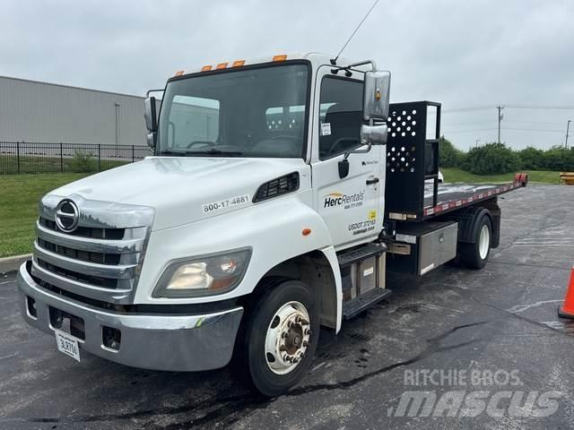 Hino 258ALP Pagalbos kelyje automobiliai