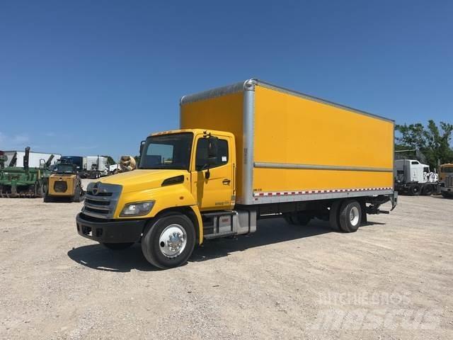 Hino 268 Sunkvežimiai su dengtu kėbulu