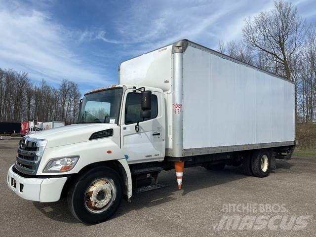 Hino 268 Sunkvežimiai su dengtu kėbulu