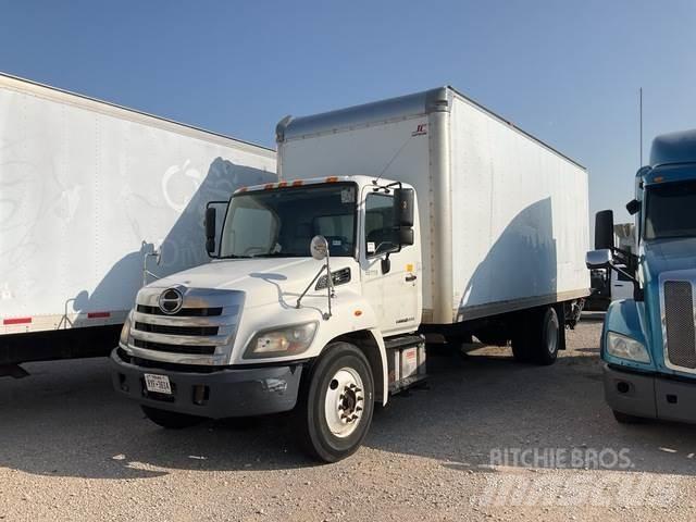 Hino 268 Sunkvežimiai su dengtu kėbulu