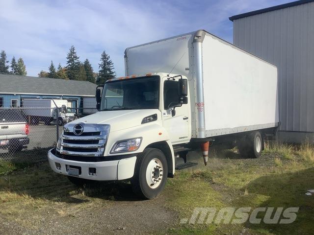 Hino 268 Sunkvežimiai su dengtu kėbulu