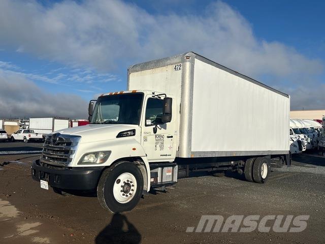 Hino 268 Sunkvežimiai su dengtu kėbulu