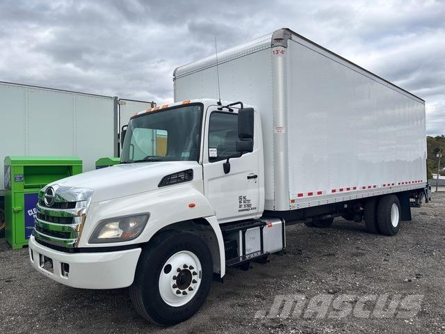 Hino 268 Sunkvežimiai su dengtu kėbulu