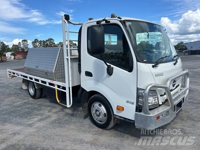 Hino 300 Platformos/ Pakrovimas iš šono