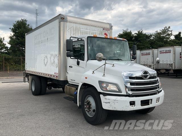 Hino 338 Sunkvežimiai su dengtu kėbulu