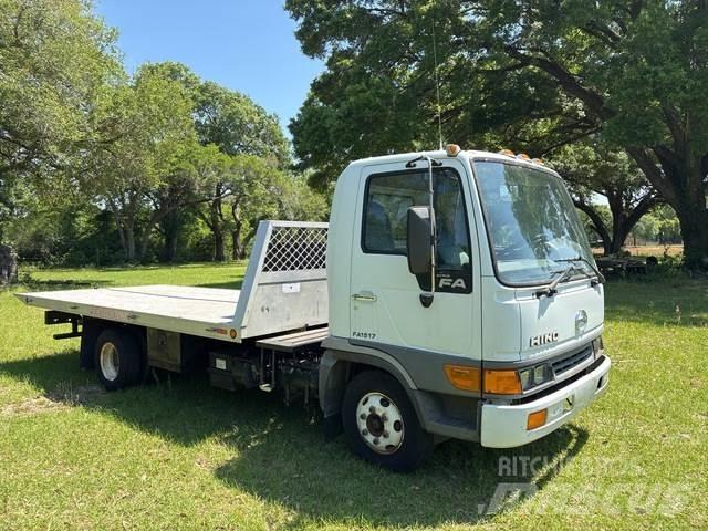 Hino FA1517 Pagalbos kelyje automobiliai