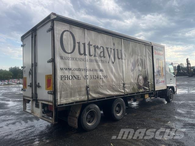 Hino FD1J Priekabos su tentu