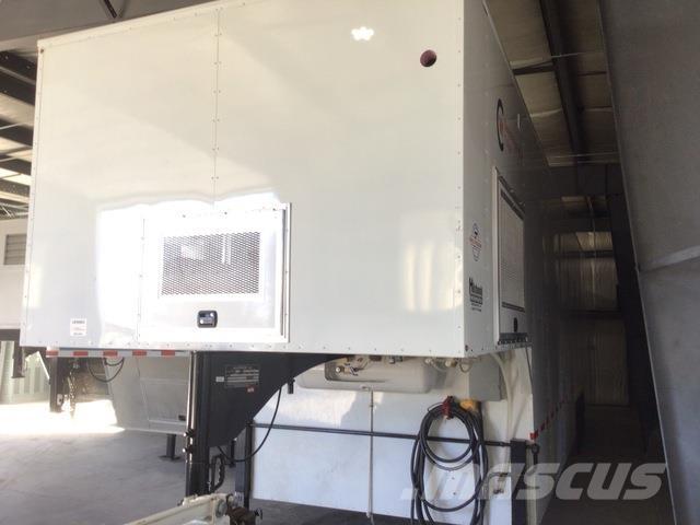  Hitchcock Mažų aukščių krautuvai