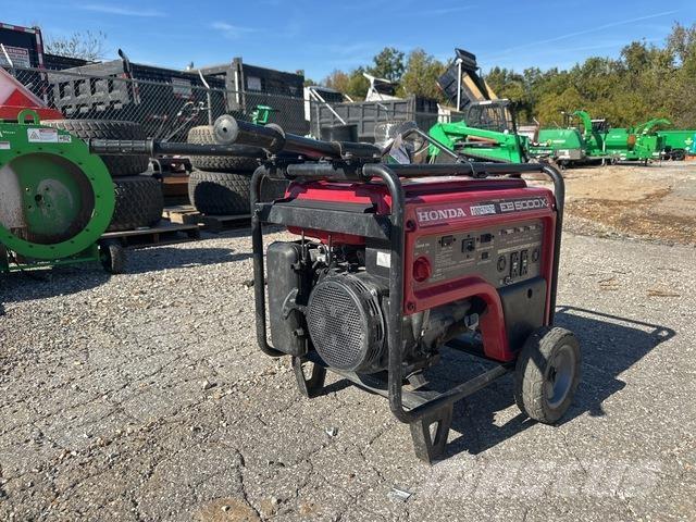 Honda EB 5000X Dyzeliniai generatoriai