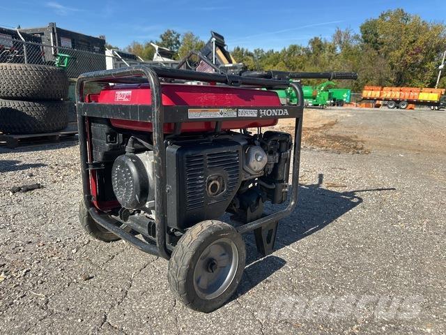 Honda EB 5000X Dyzeliniai generatoriai