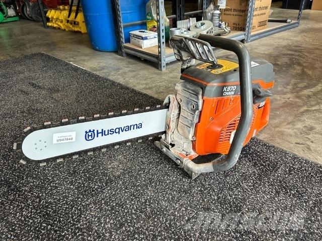 Husqvarna K970 Statyba - Kita