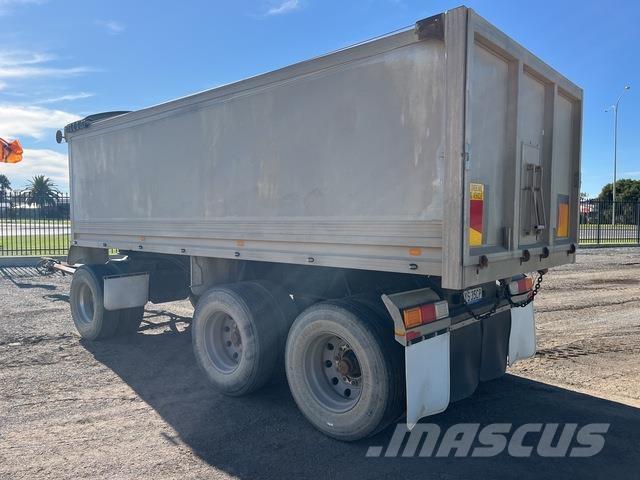  HXW Savivartės priekabos