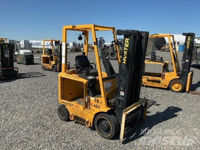 Hyster E45Z-27 Elektriniai šakiniai krautuvai
