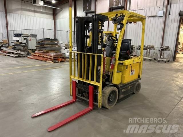 Hyster E50XN Elektriniai šakiniai krautuvai