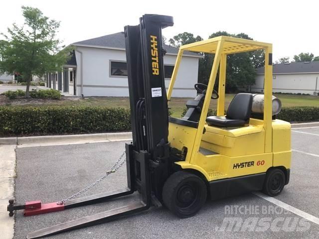Hyster S60XM Statyba - Kita