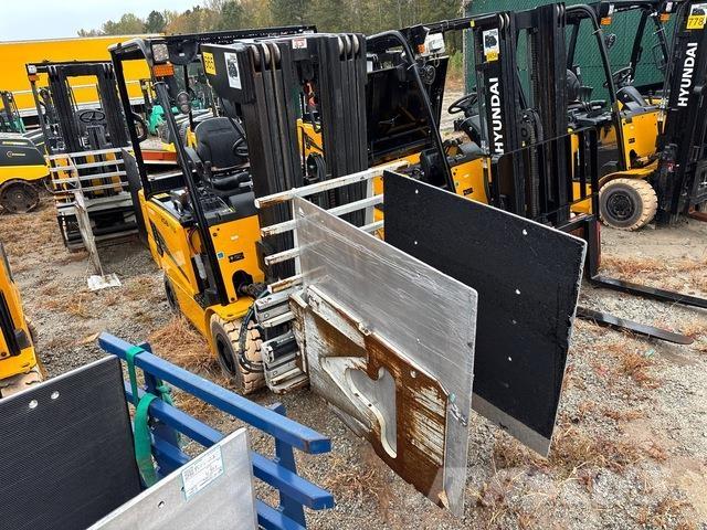 Hyundai 25B-9U Elektriniai šakiniai krautuvai