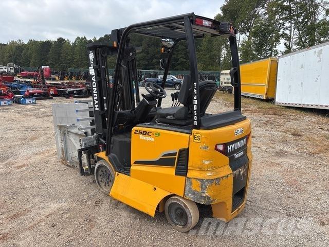 Hyundai 25BC-9 Elektriniai šakiniai krautuvai