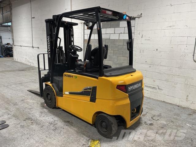 Hyundai 30BH-9 Elektriniai šakiniai krautuvai