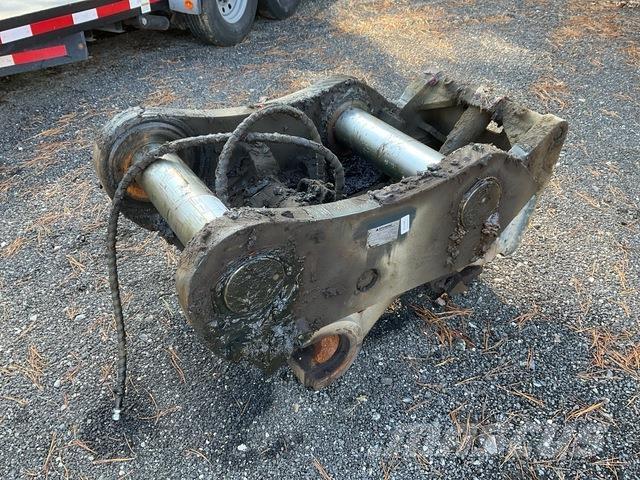 Hyundai EQD45 Griebtuvai