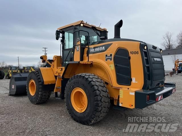 Hyundai HL960A Naudoti ratiniai krautuvai
