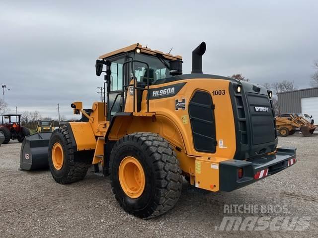 Hyundai HL960A Naudoti ratiniai krautuvai