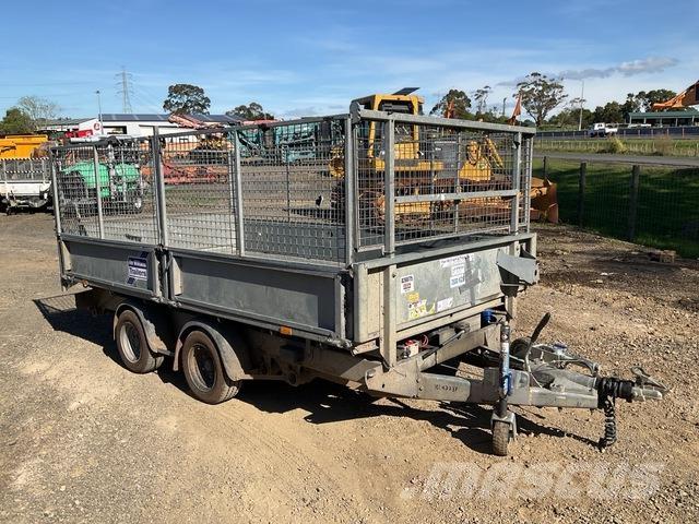 Ifor Williams  Autovežių priekabos