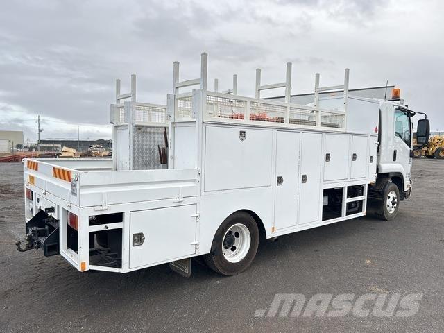 Isuzu FRR 600 Pagalbos kelyje automobiliai