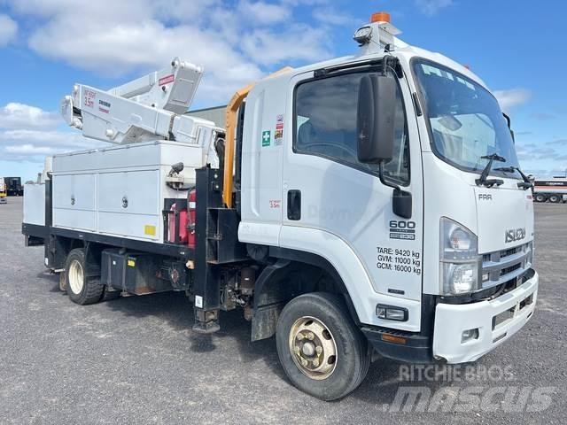 Isuzu FRR600 Ant vilkikų montuojamos kėlimo platformos