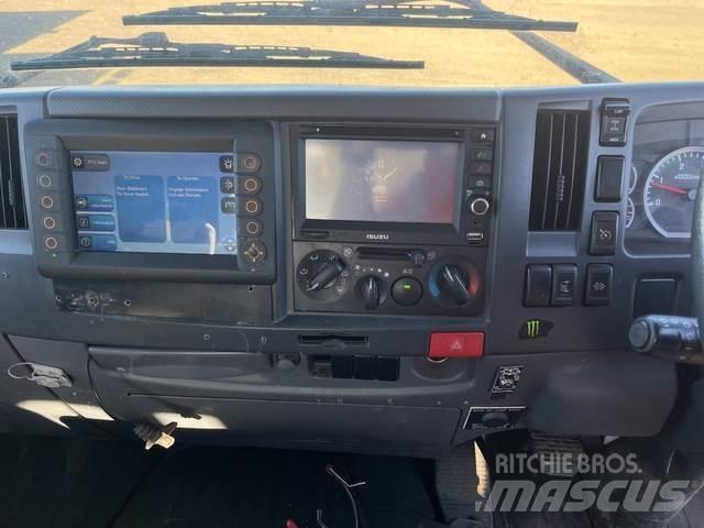 Isuzu FSS550 Ant vilkikų montuojamos kėlimo platformos