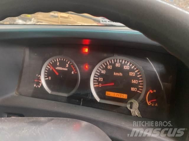 Isuzu NPS 300 Automobiliniai kranai