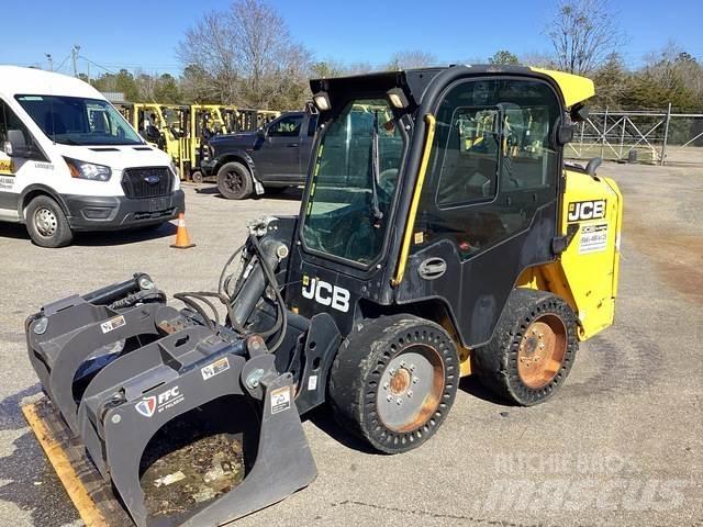 JCB 155 Krautuvai su šoniniu pasukimu