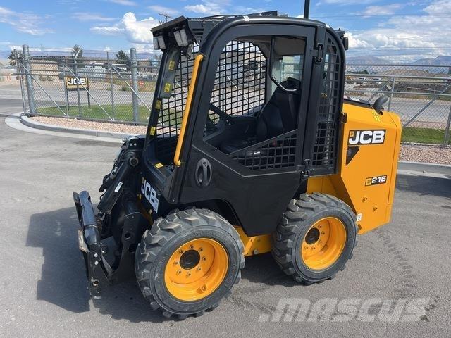 JCB 215 Krautuvai su šoniniu pasukimu