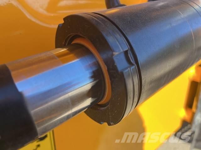 JCB 3DX Ekskavatoriniai krautuvai