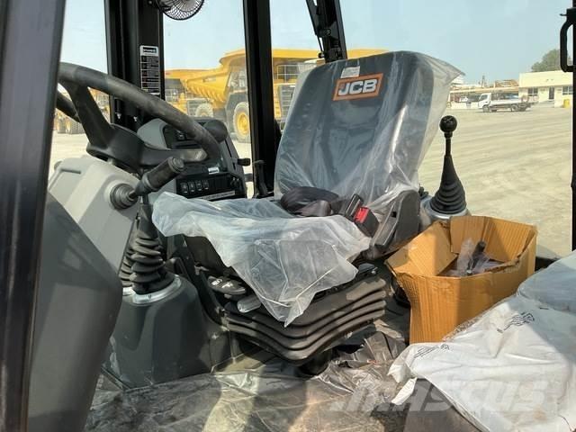 JCB 3DX Ekskavatoriniai krautuvai