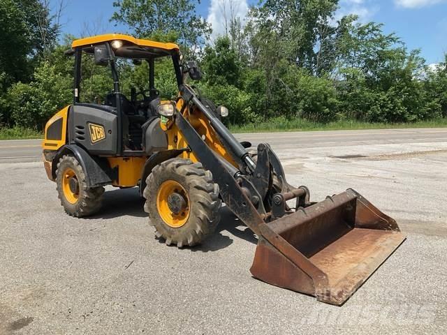 JCB 407 Naudoti ratiniai krautuvai