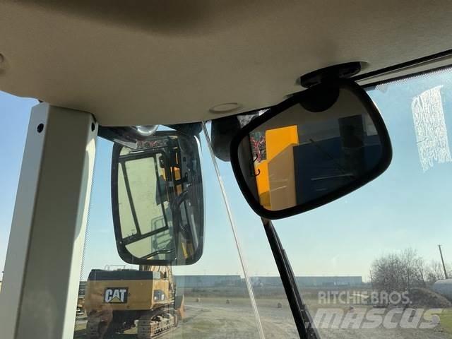 JCB 411 S5 HT Naudoti ratiniai krautuvai