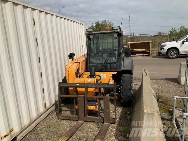 JCB 527-55 Teleskopiniai krautuvai