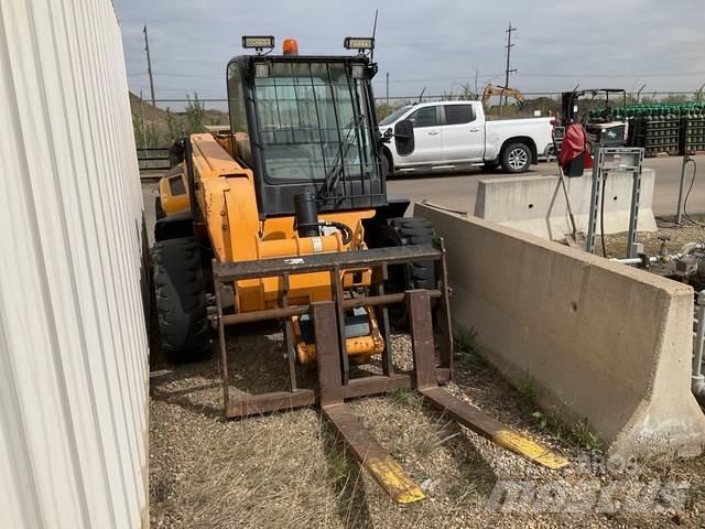 JCB 527-55 Teleskopiniai krautuvai