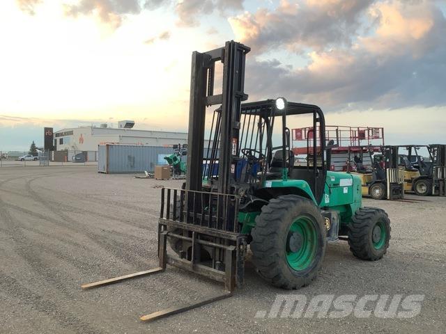 JCB 930 Visureigiai krautuvai