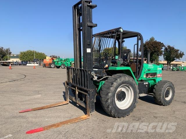 JCB 930 Visureigiai krautuvai