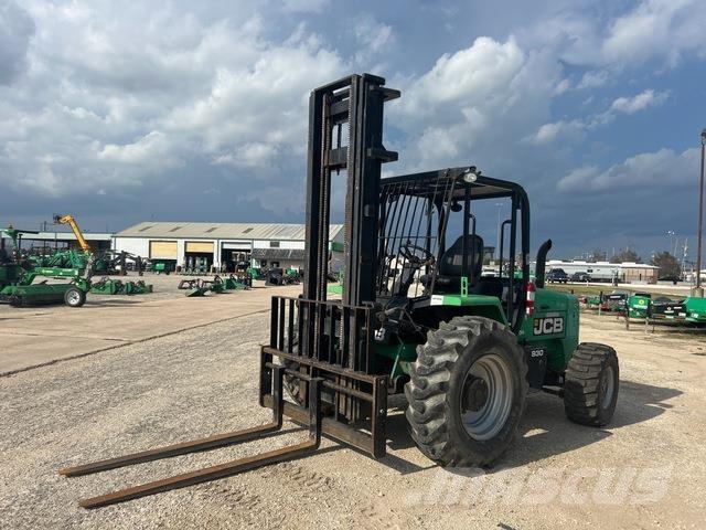 JCB 930 Visureigiai krautuvai